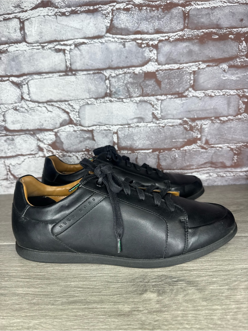 Hugo Boss Black Leather Lace Up Low Top Trainers Sneakers Men’s Sz 42EU/9M US